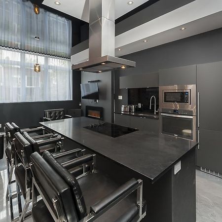 Appartamento Boutique Lofts Milton Parc By Simplissimmo Montréal Esterno foto